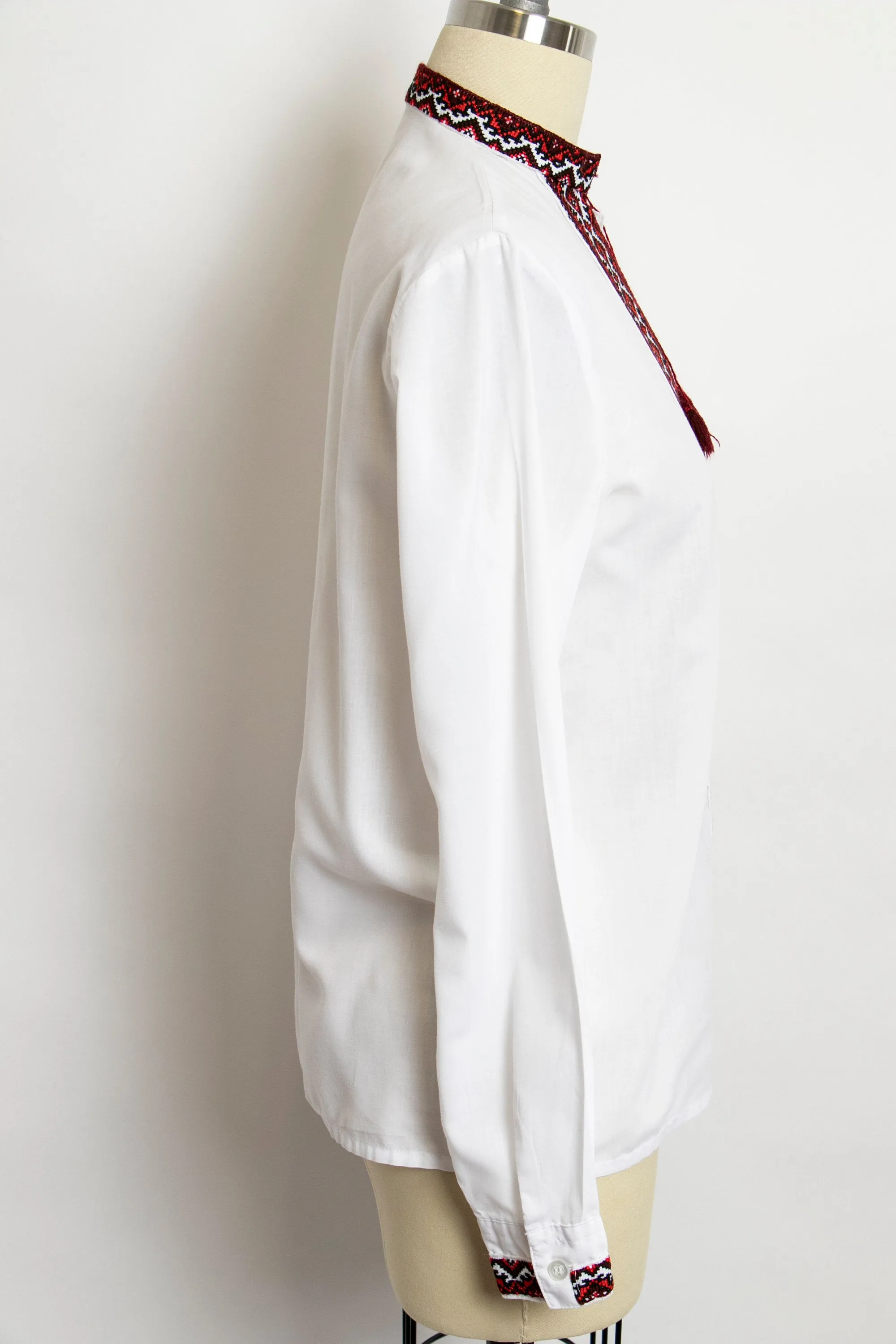 1970s Blouse Embroidered Ivory Boho Top 70s Small